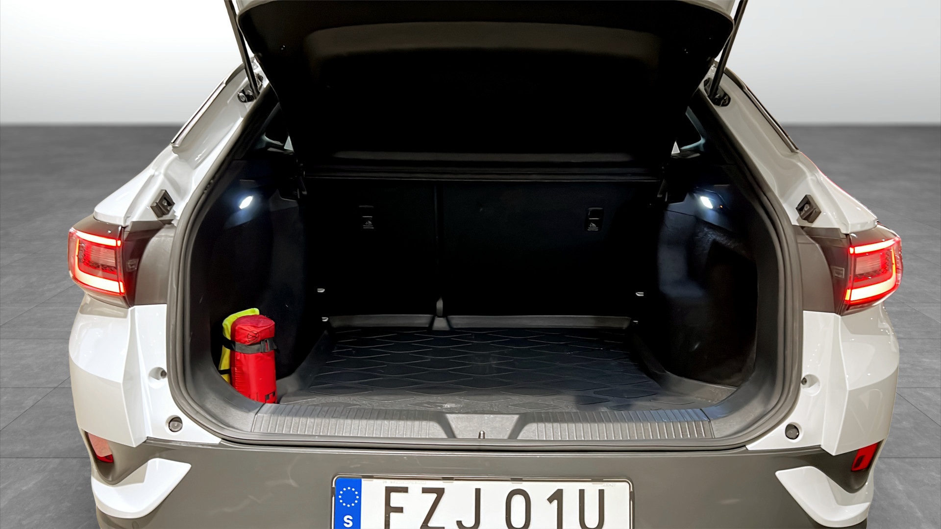 Volkswagen ID.4 FZJ01U