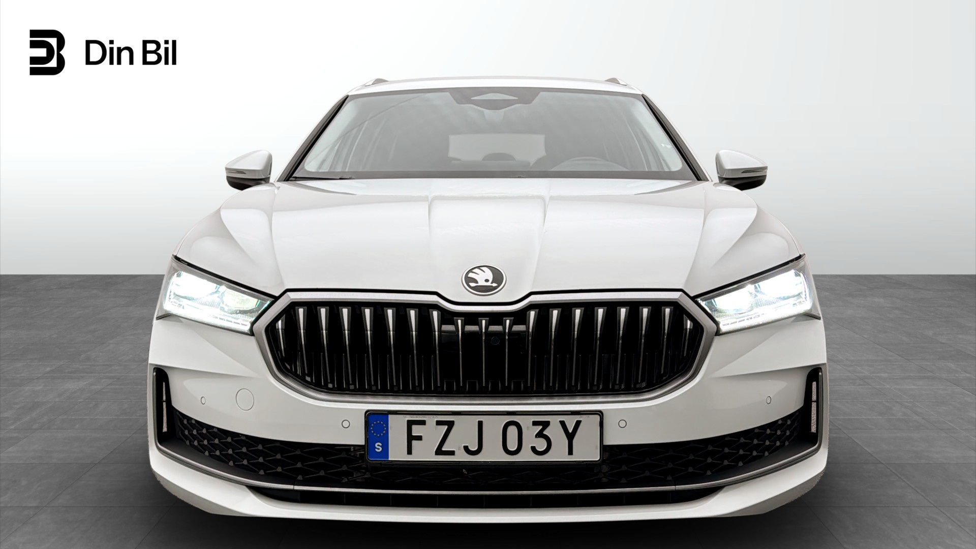 Skoda Superb Combi FZJ03Y