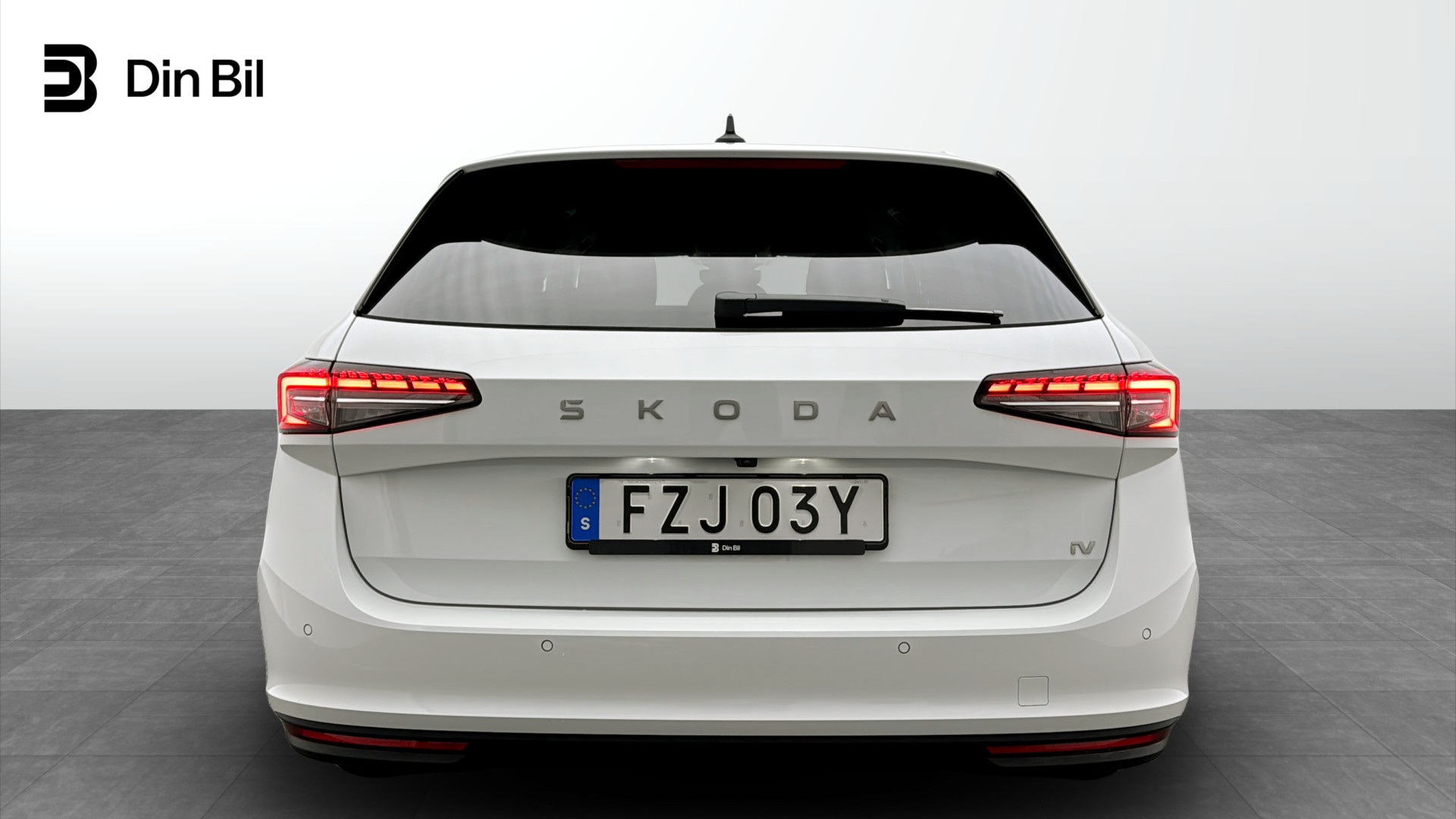 Skoda Superb Combi FZJ03Y