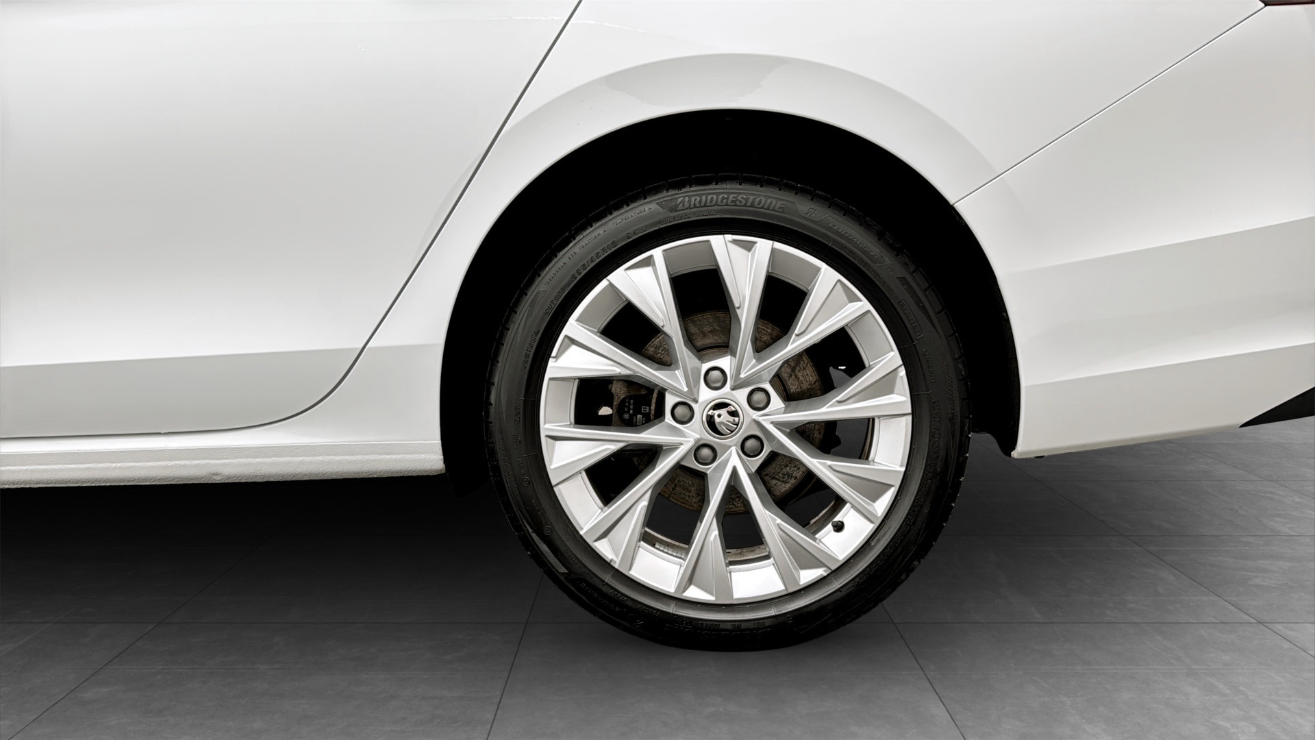Skoda Superb Combi FZJ03Y