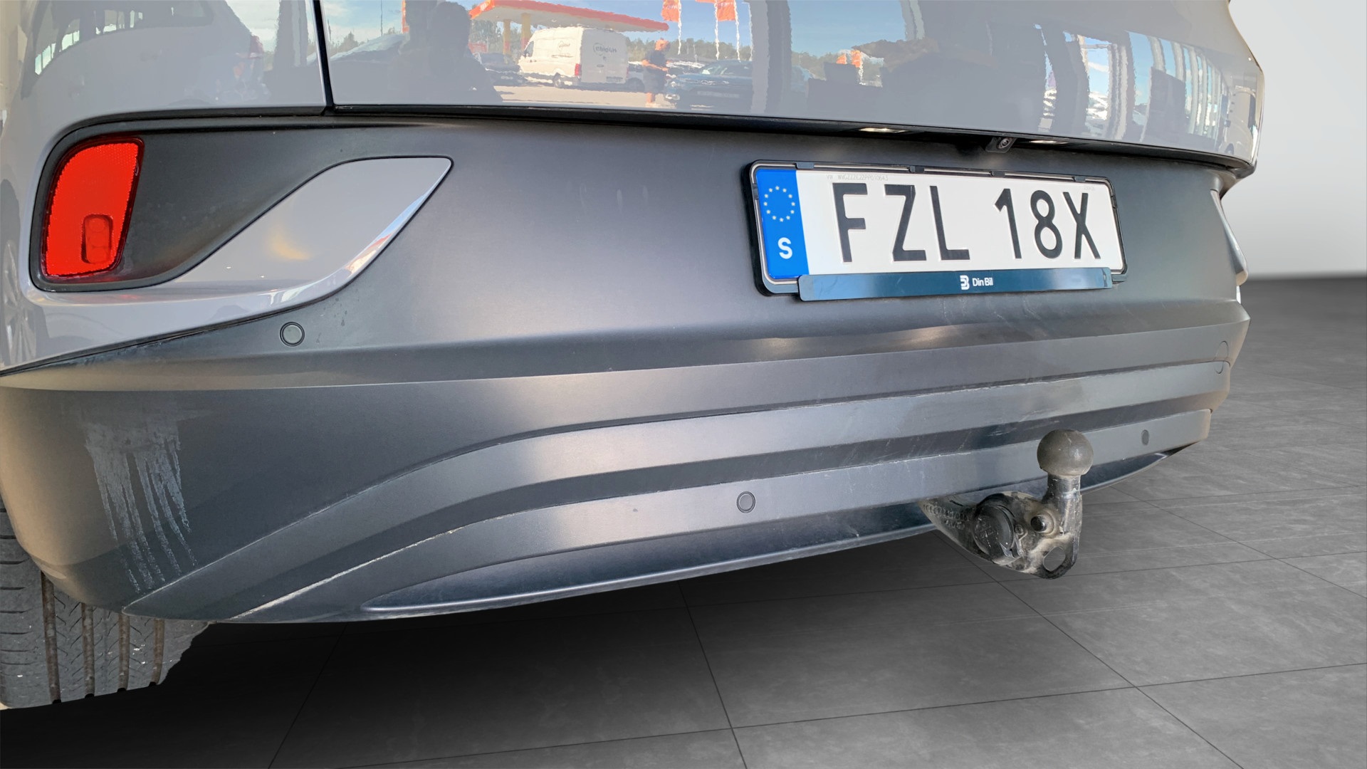 Volkswagen ID.4 FZL18X