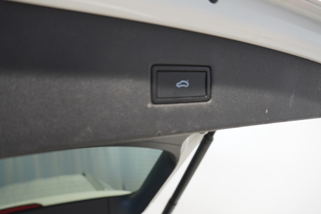 Volkswagen Tiguan Allspace FZL35M