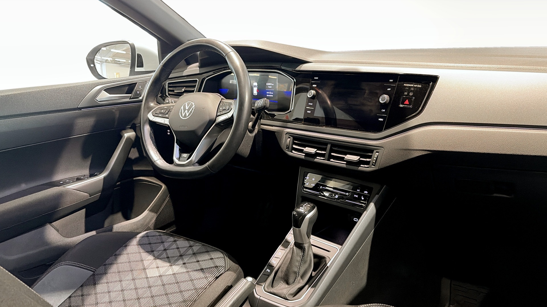 Volkswagen Taigo FZZ18Z