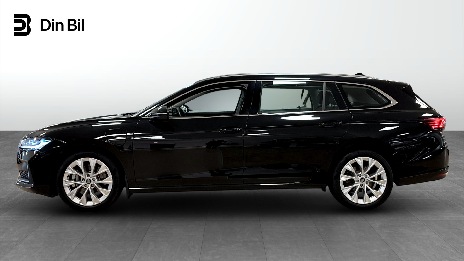 Skoda Superb Combi GAN30J