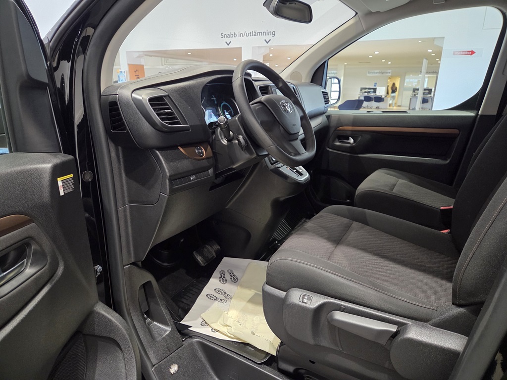 Toyota Proace Verso GBE89N