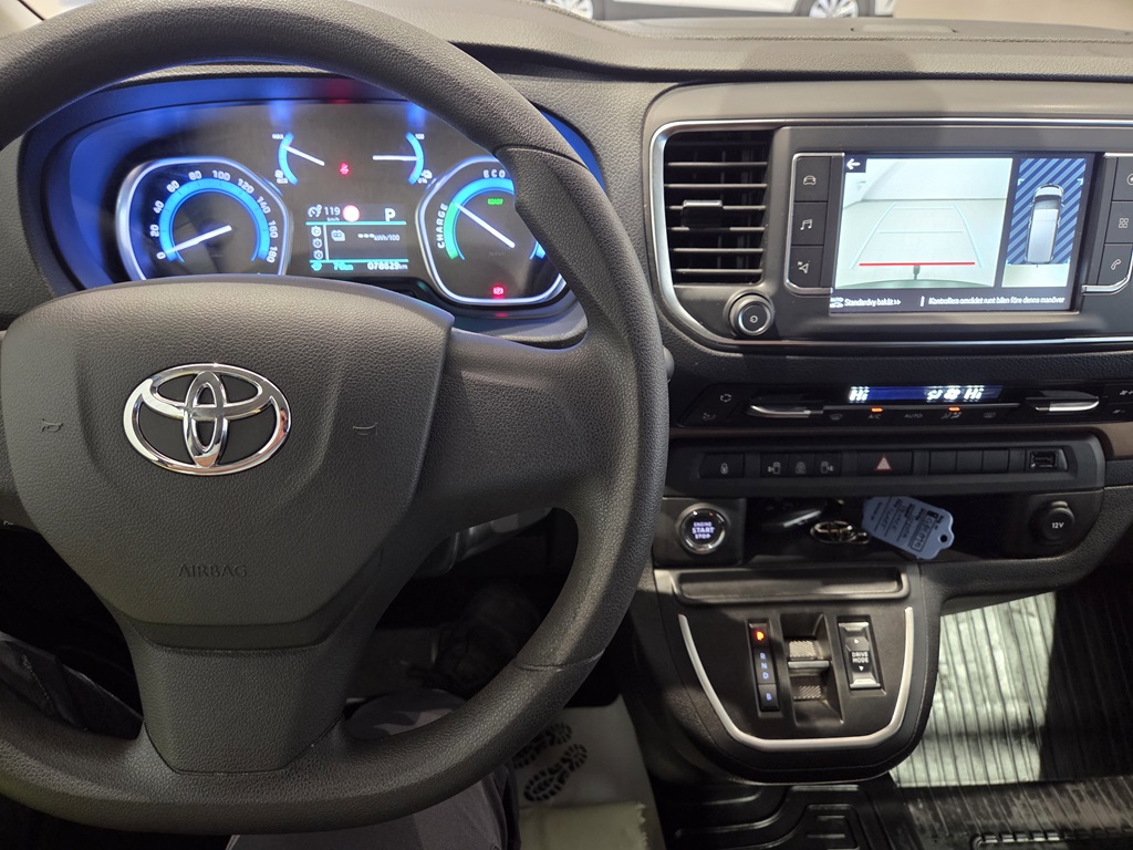 Toyota Proace Verso GBE89N
