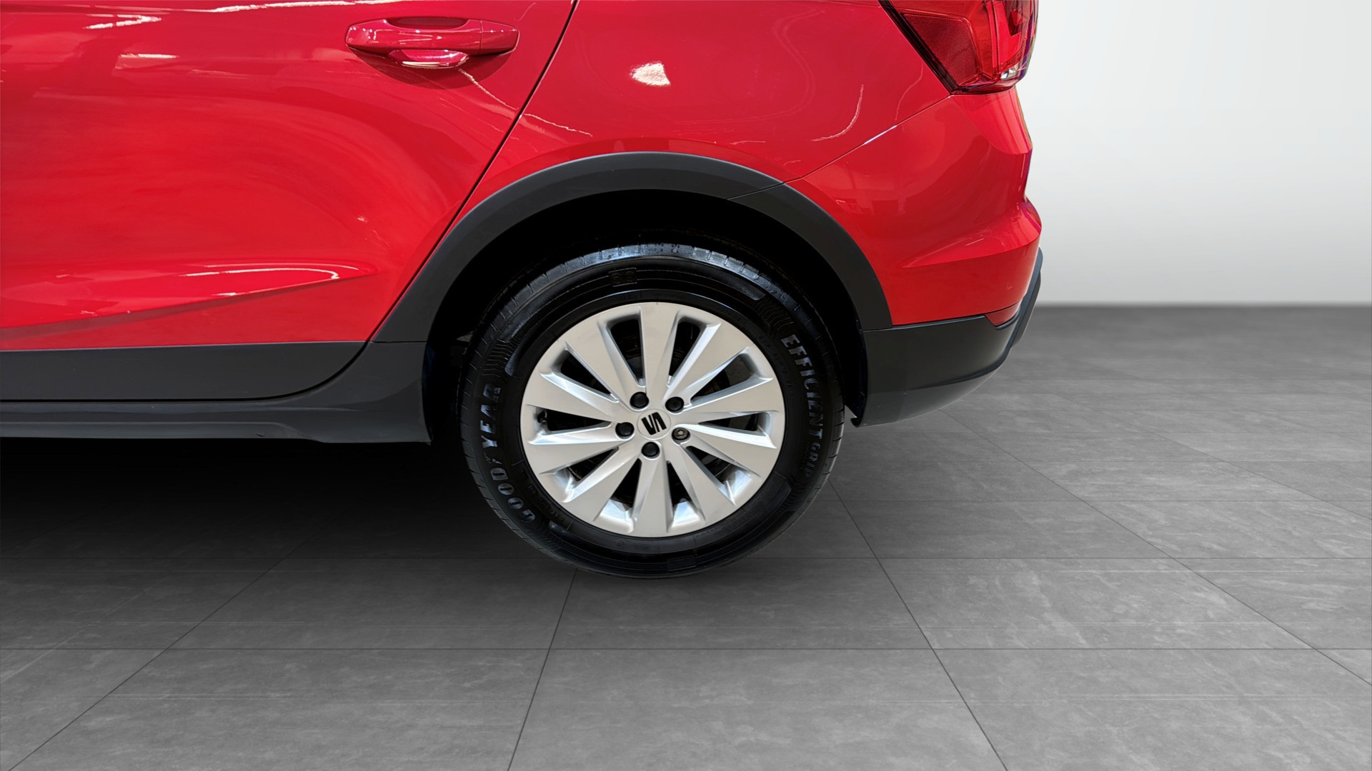 SEAT Arona GBP83D