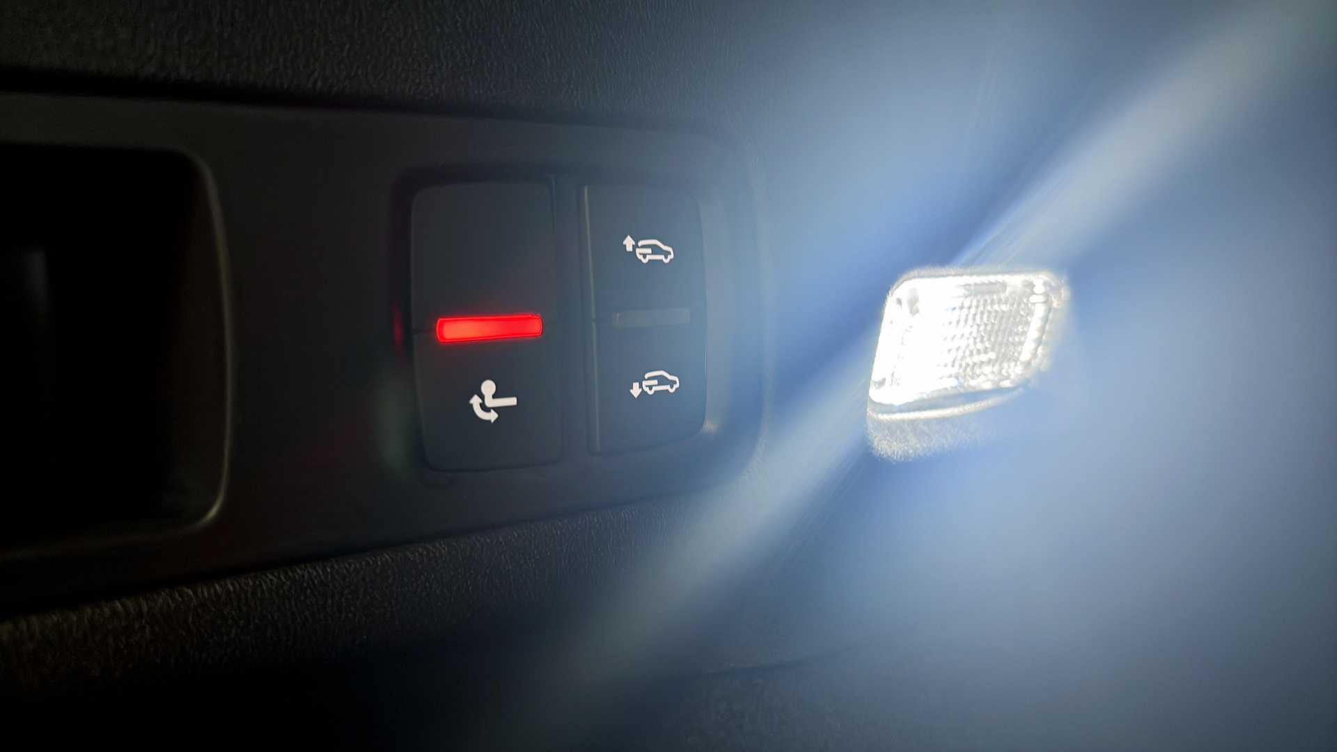 Audi Q6 e-tron GBU84P