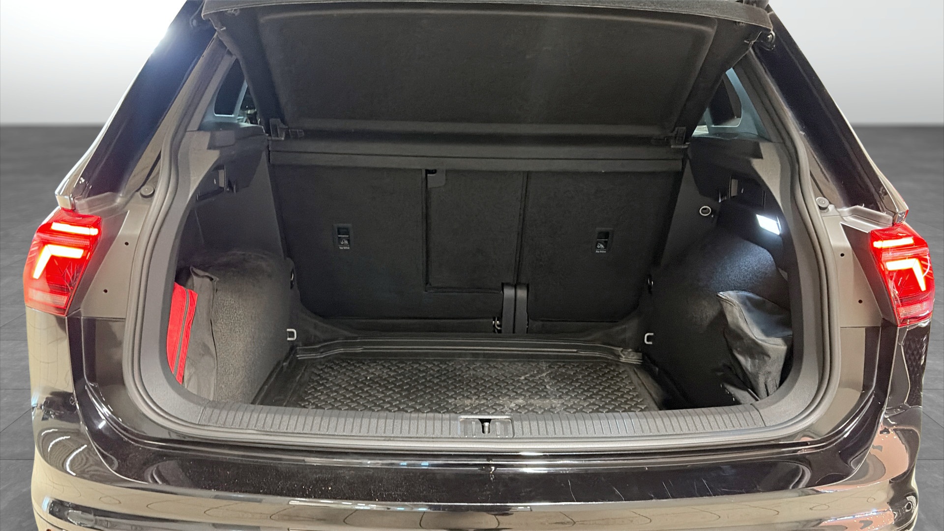 Volkswagen Tiguan GCC67D