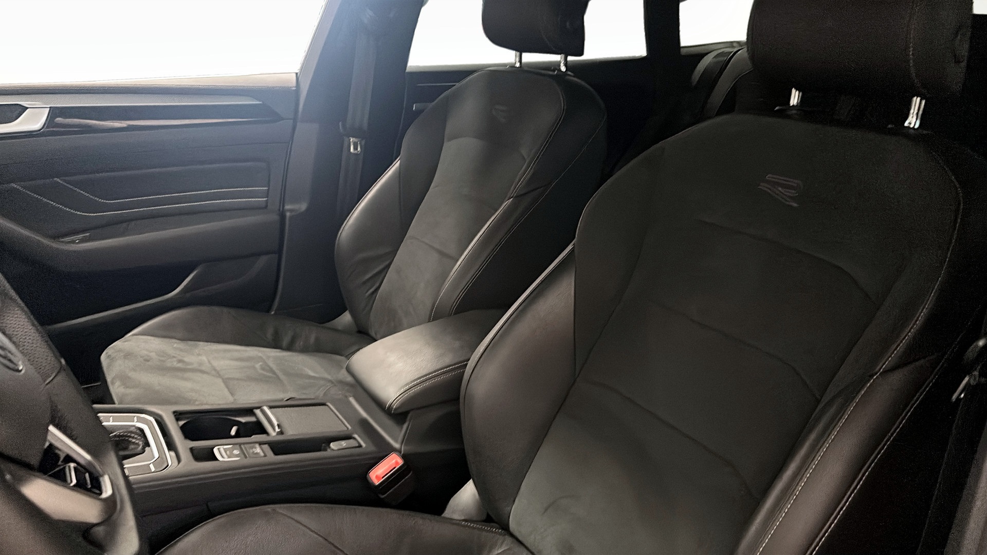 Volkswagen Arteon GCH27Y