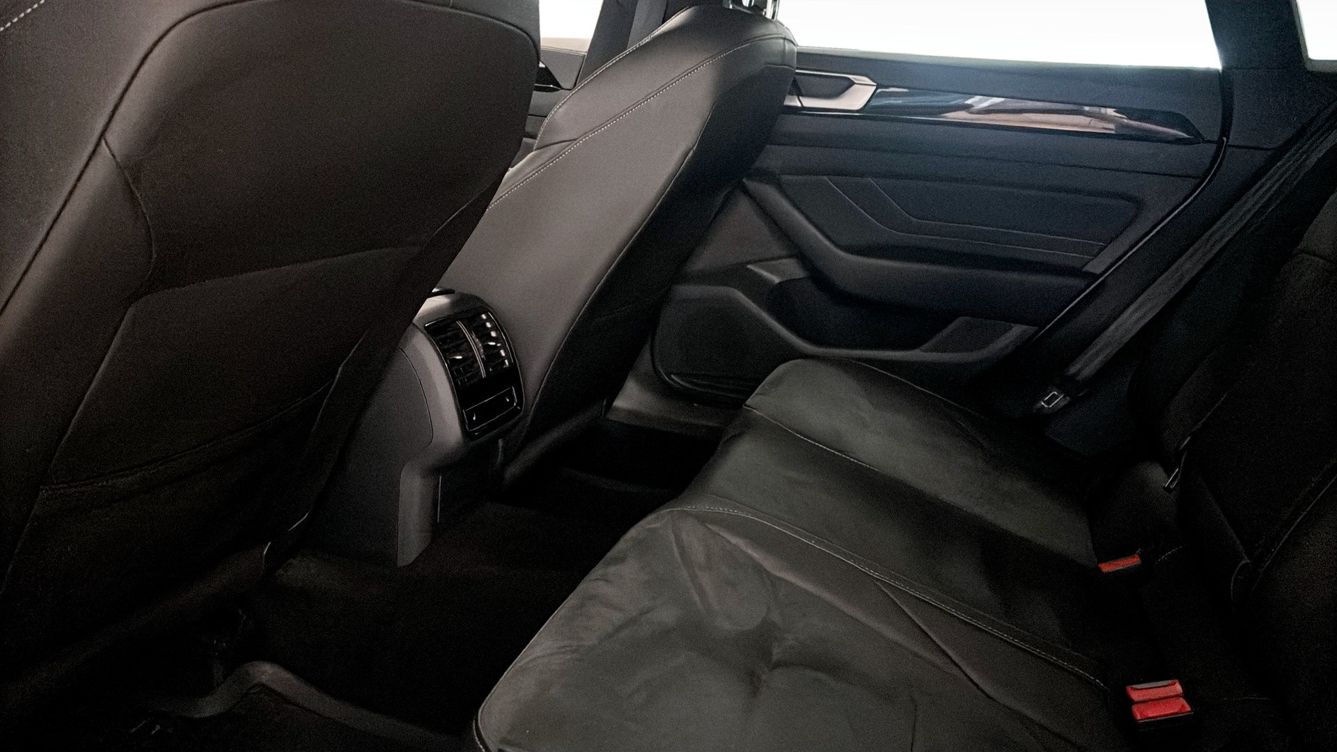 Volkswagen Arteon GCH27Y