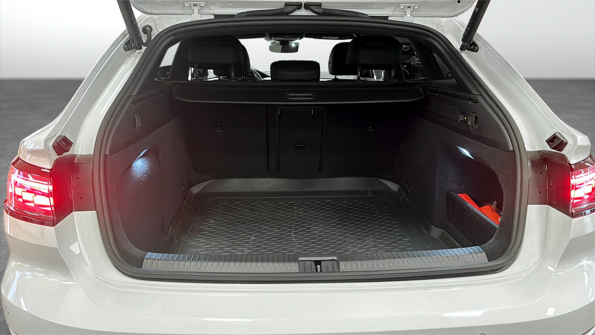 Volkswagen Arteon GCH27Y