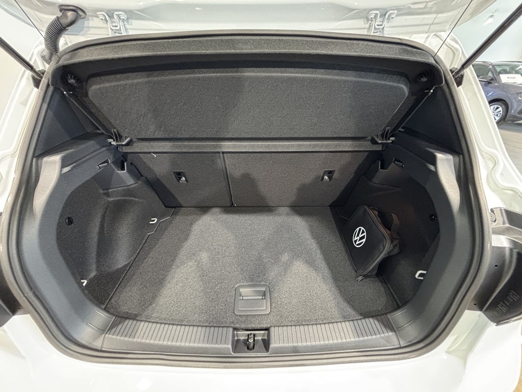 Volkswagen T-Cross GCM84T
