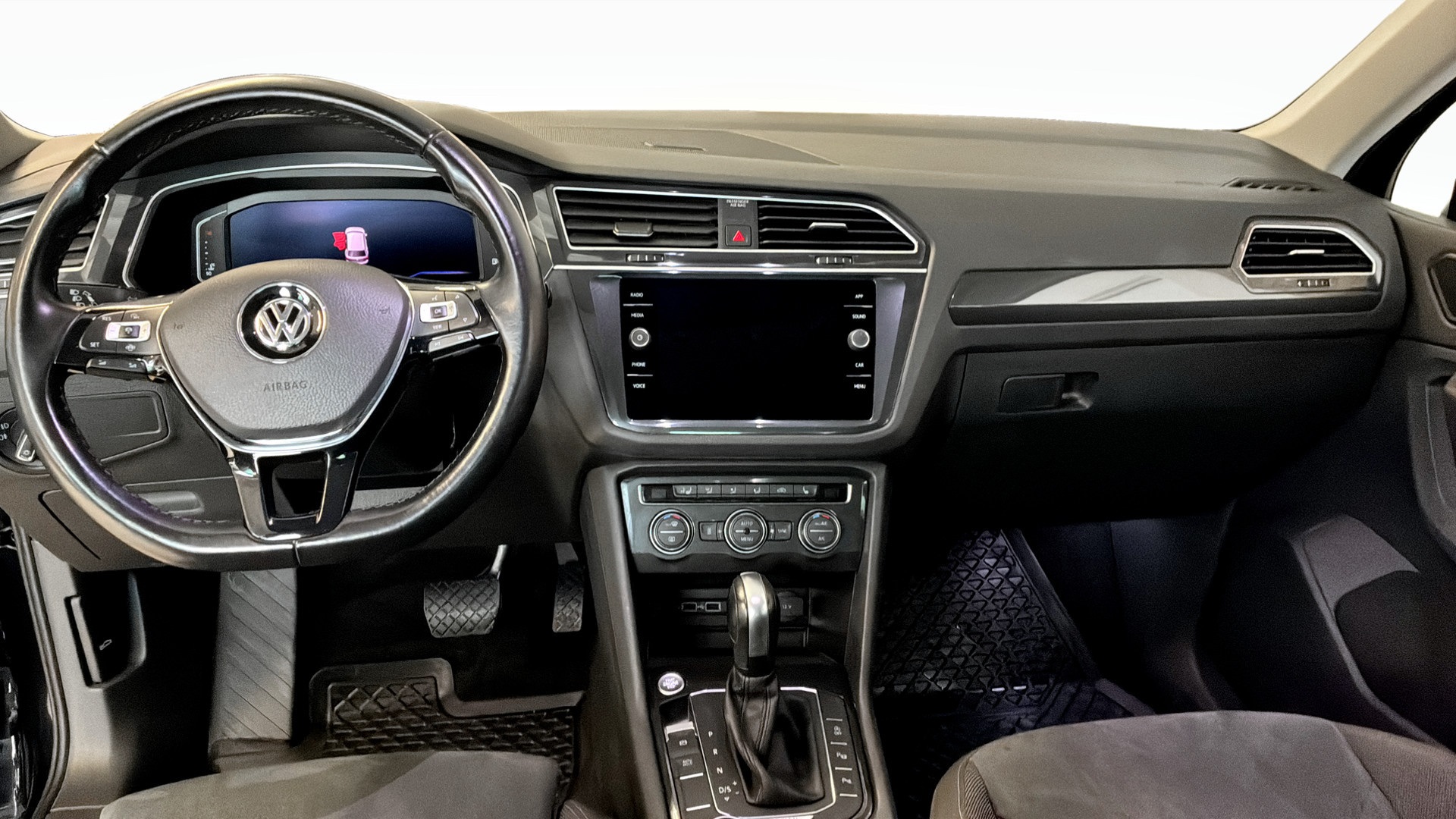 Volkswagen Tiguan GCO997