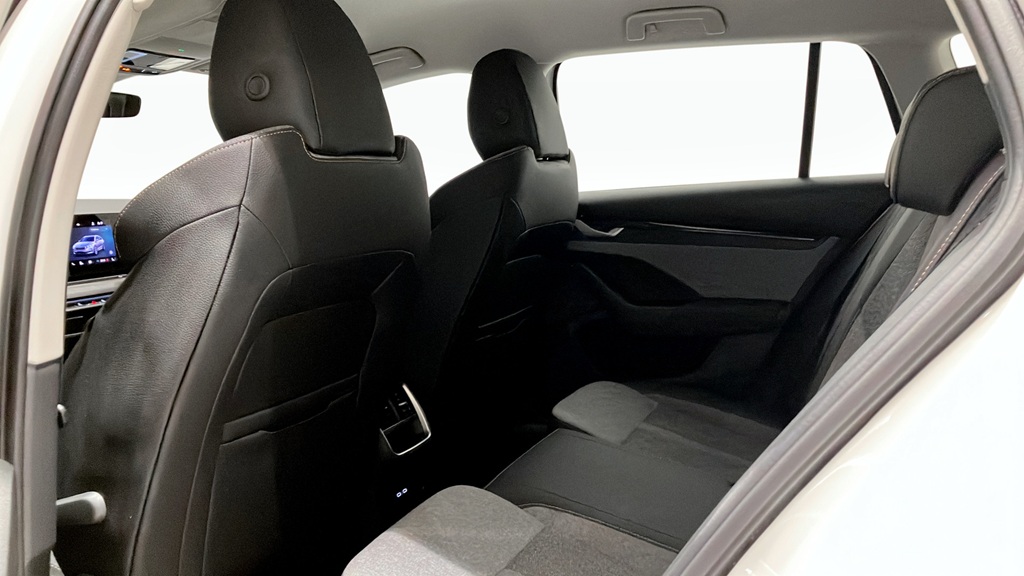 Skoda Octavia GDJ31C
