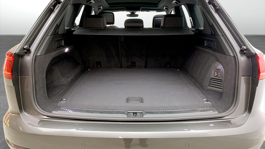 Volkswagen Touareg GED66J