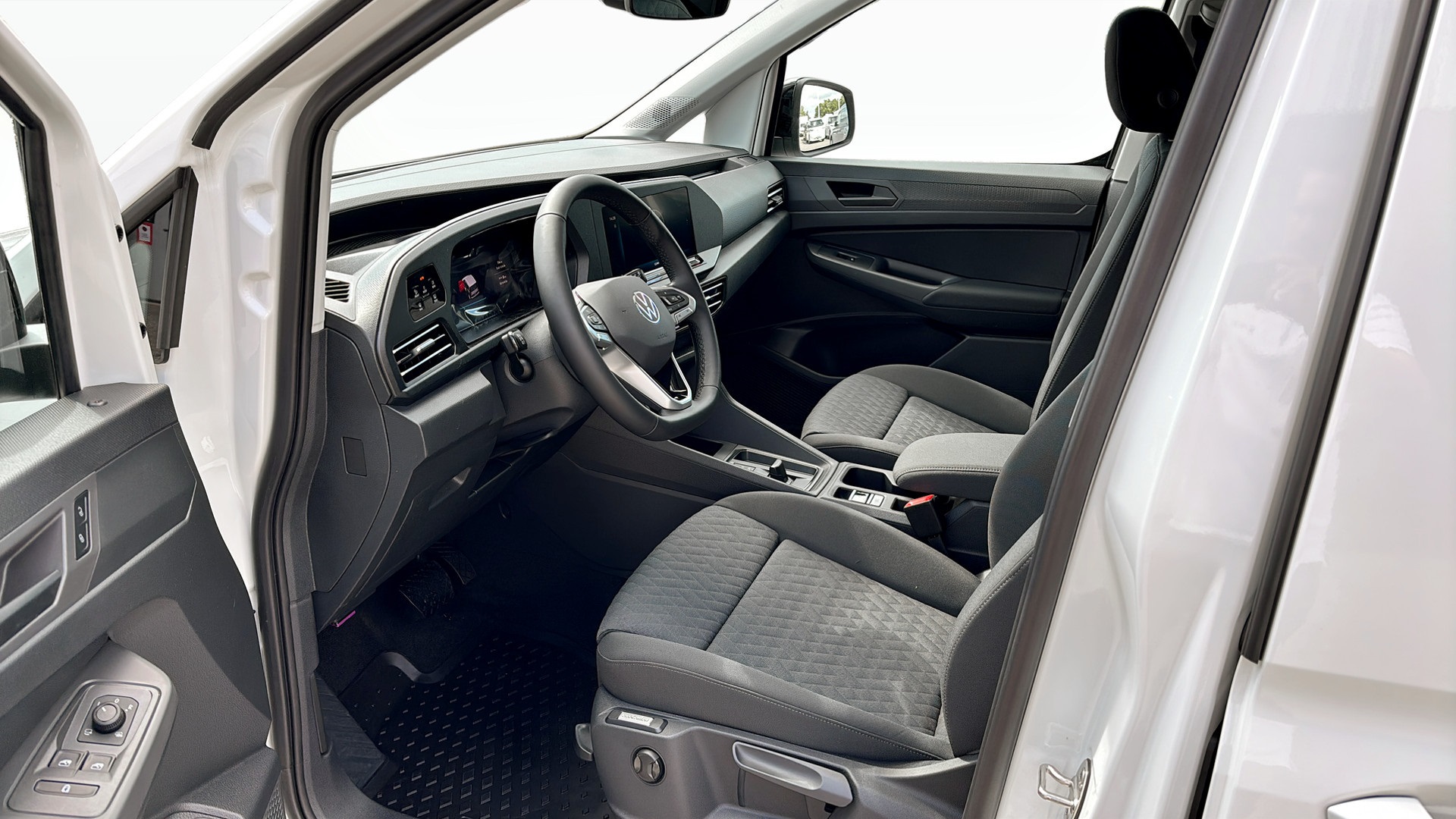 Volkswagen Caddy GEE47W