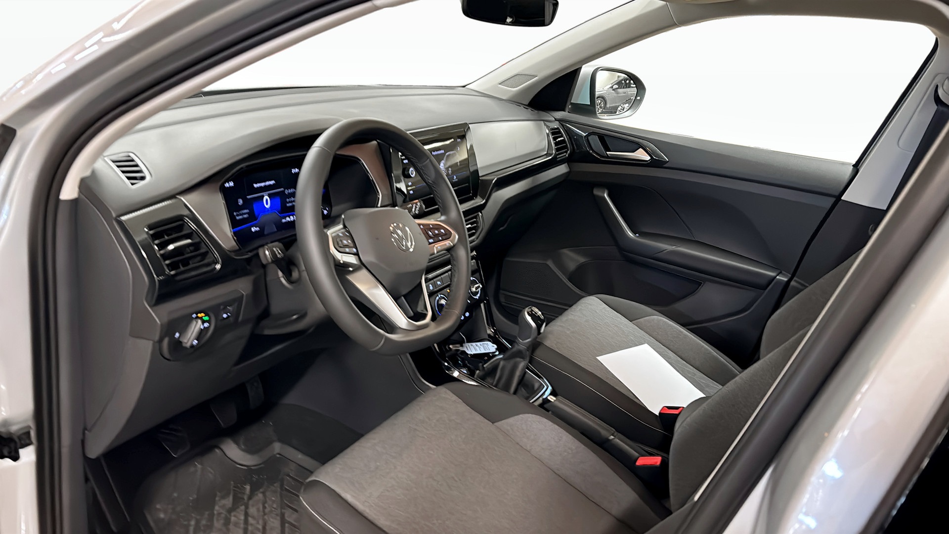 Volkswagen T-Cross GEF68F