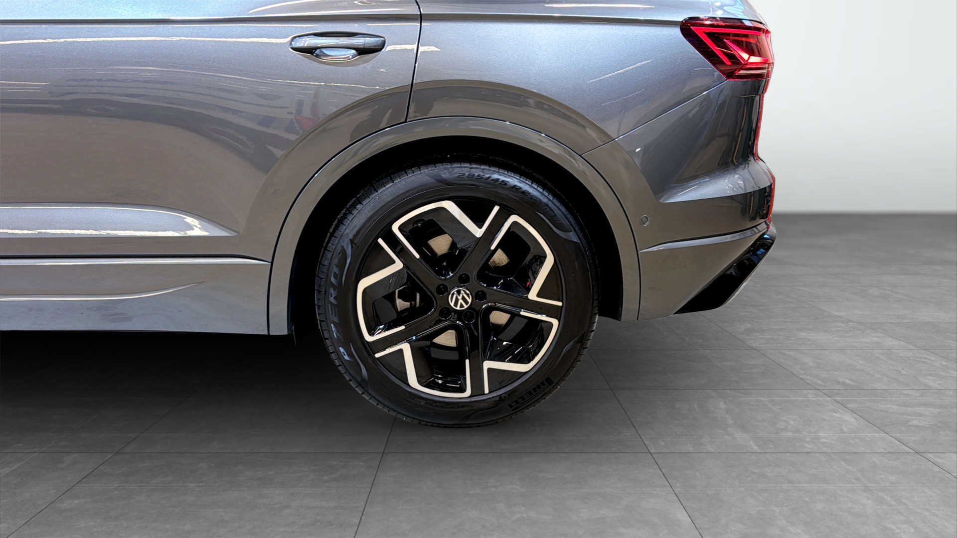 Volkswagen Touareg GFG31M