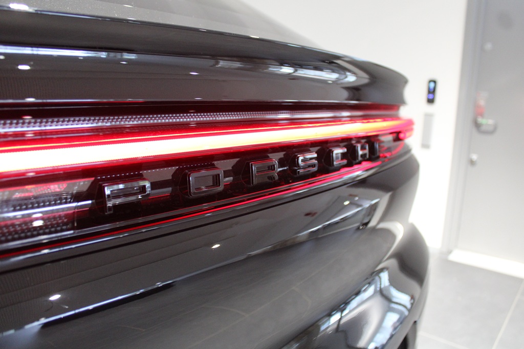 Porsche Cayenne GFH19H