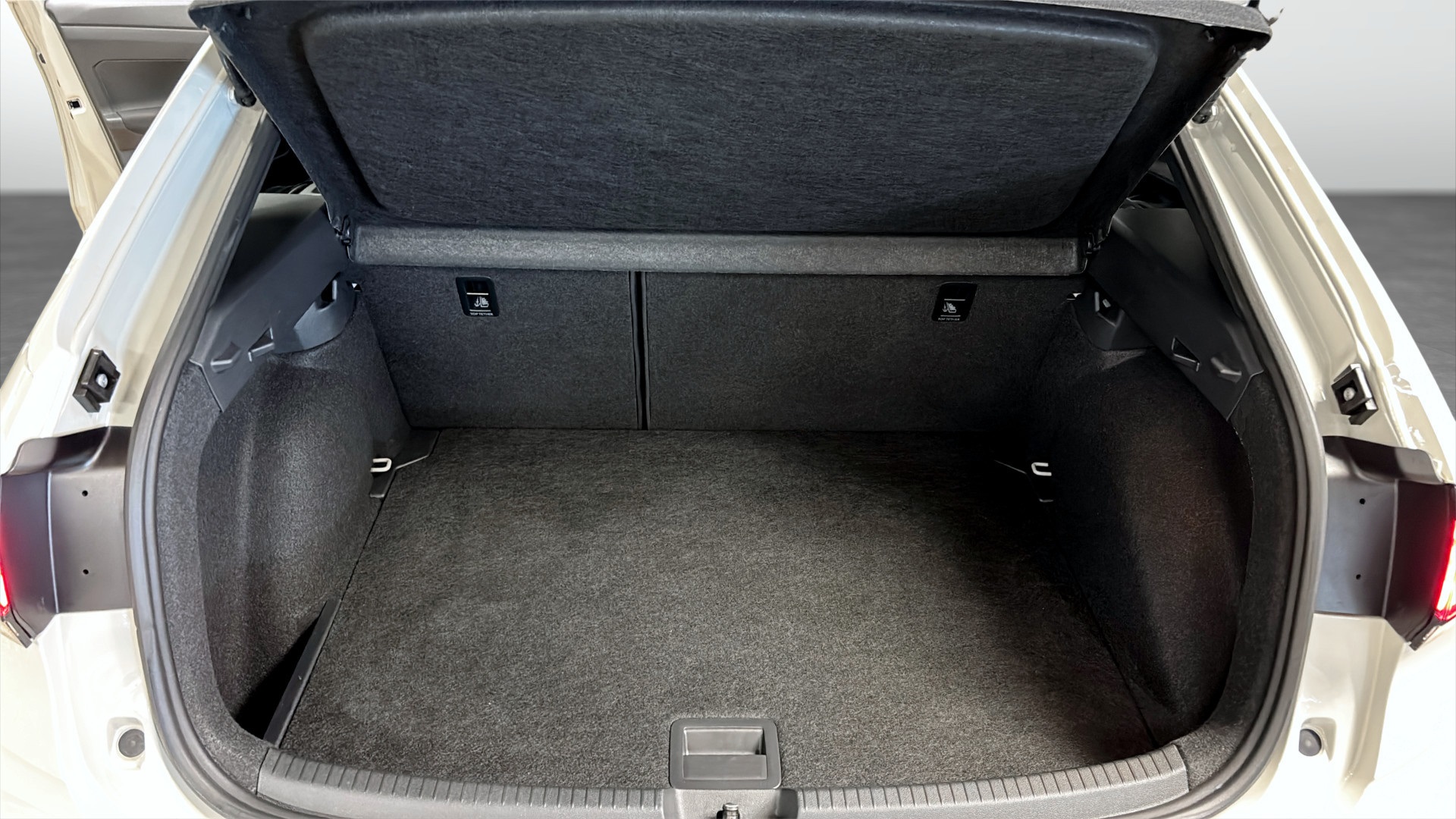 Volkswagen Taigo GFL67X