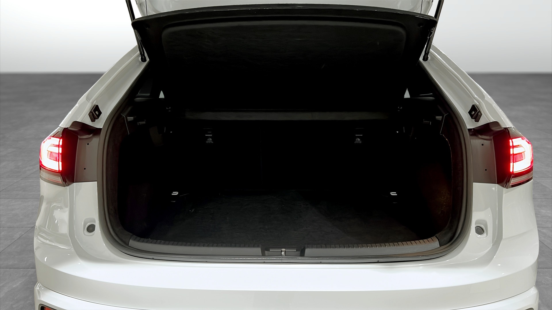 Volkswagen Taigo GGJ29C