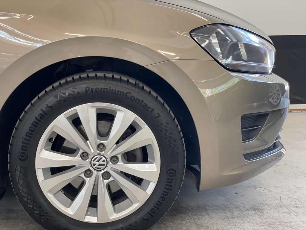 Volkswagen Golf Sportsvan GHC573