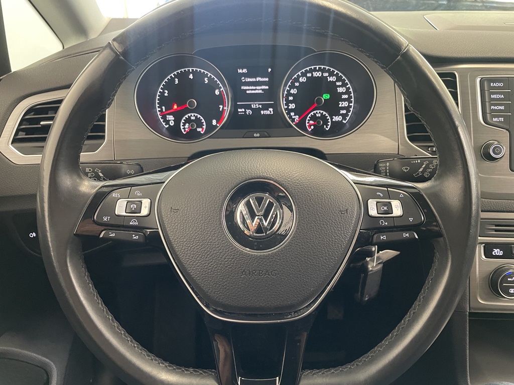 Volkswagen Golf Sportsvan GHC573