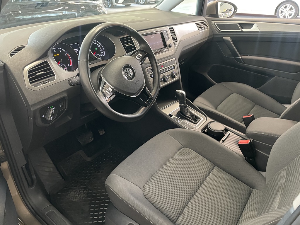 Volkswagen Golf Sportsvan GHC573