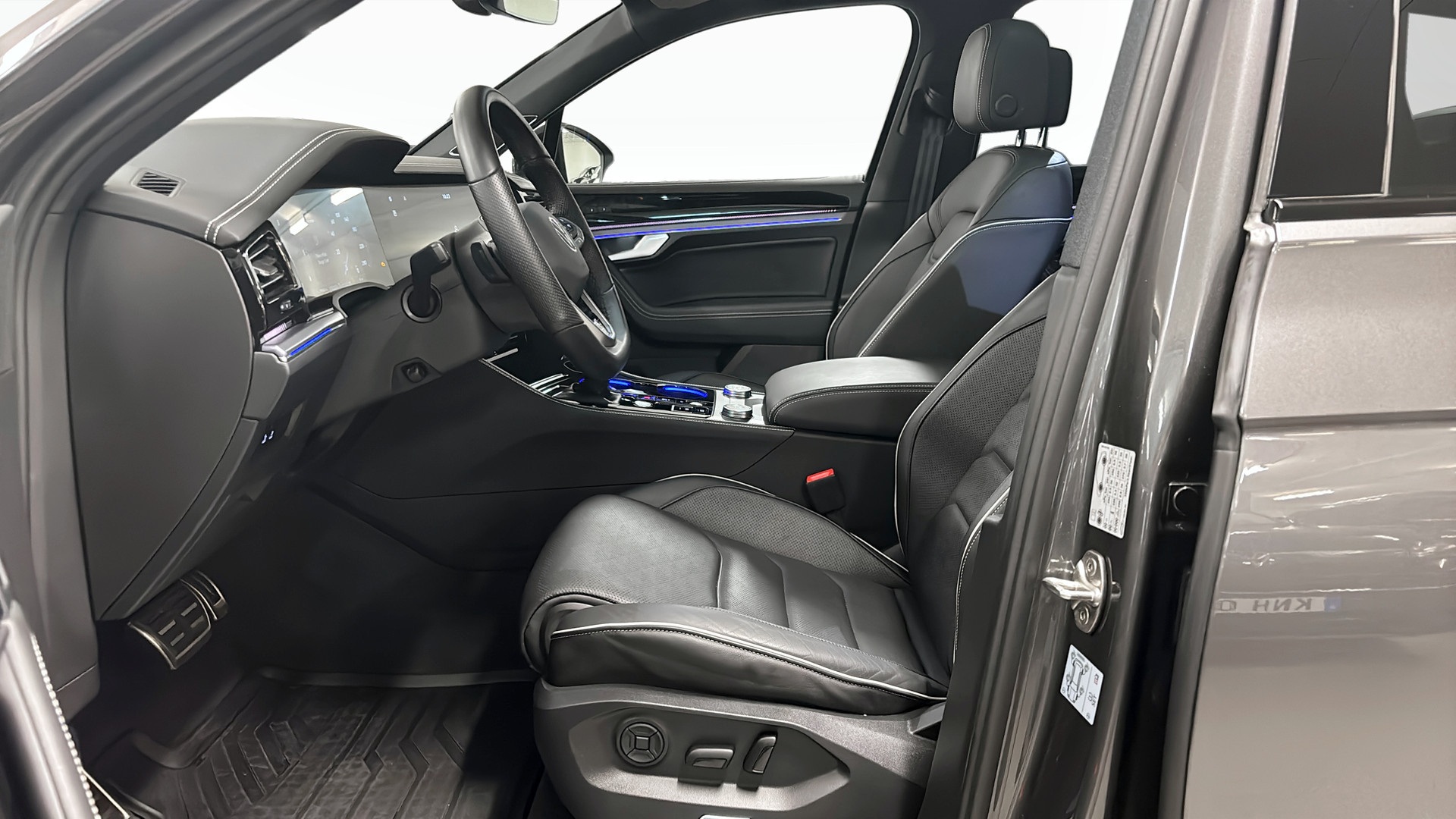 Volkswagen Touareg GJB25G