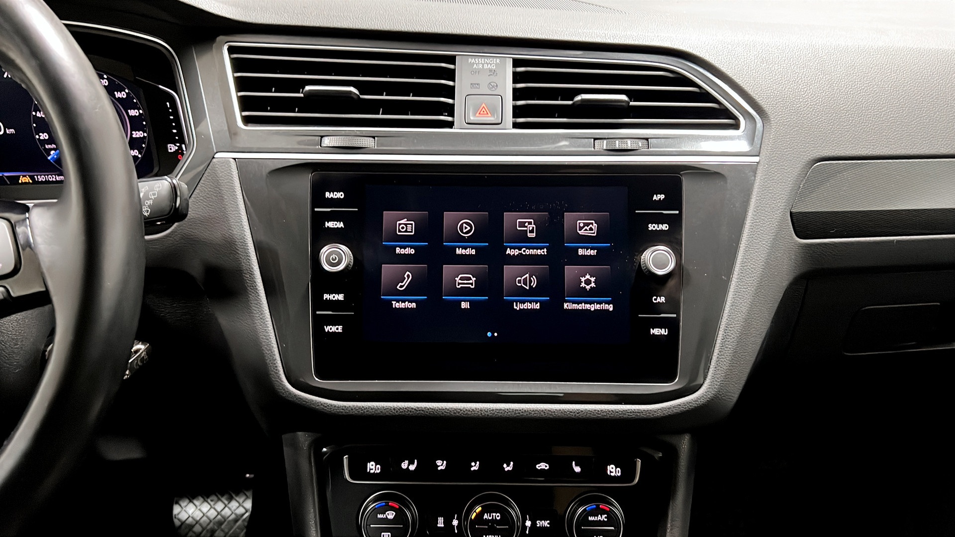 Volkswagen Tiguan GJH27K