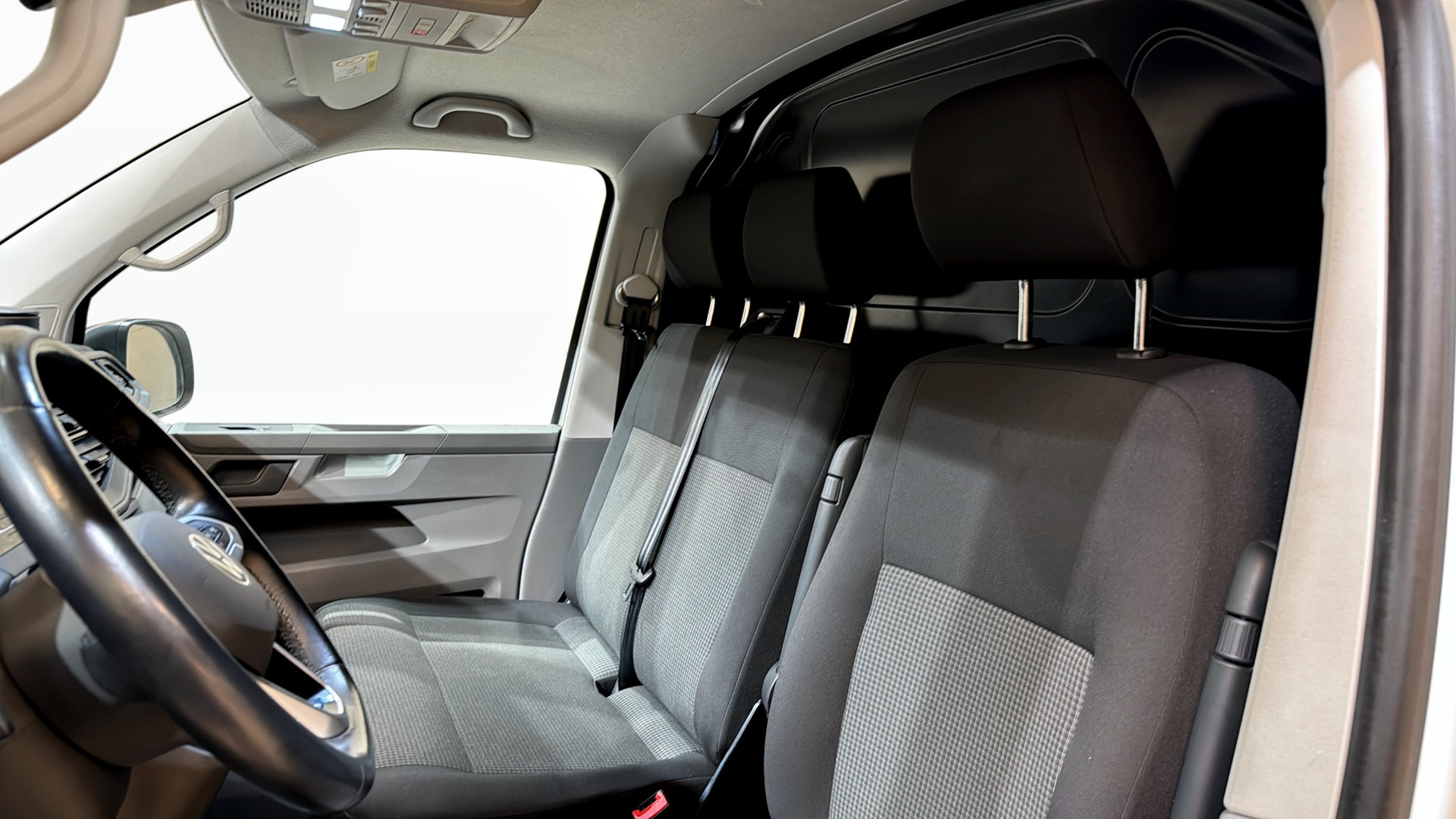 Volkswagen T6 Transporter GJJ01Z