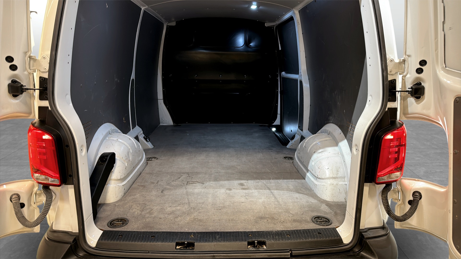Volkswagen T6 Transporter GJJ01Z