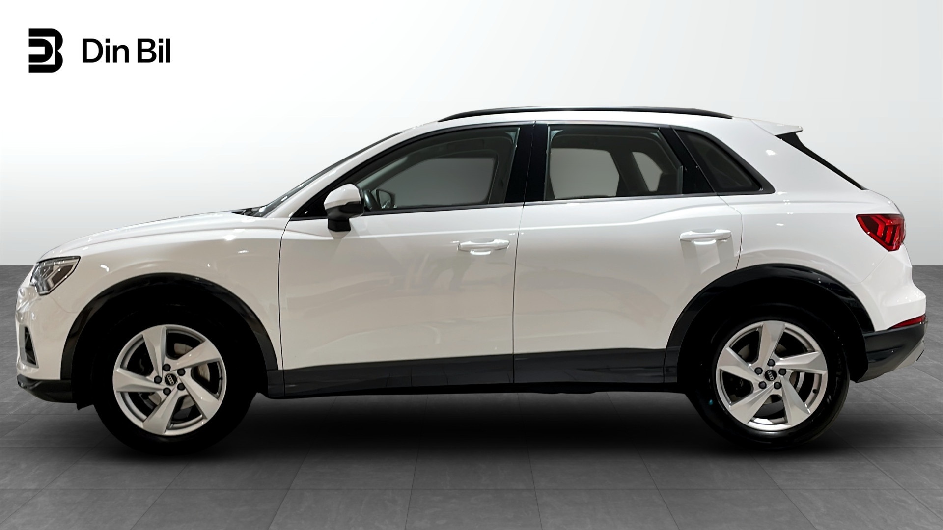 Audi Q3 GJK66Y