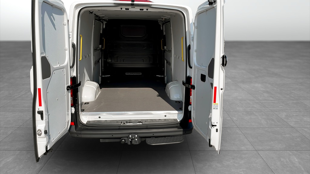 Volkswagen Crafter Skåp kort hjulbas GJS83S