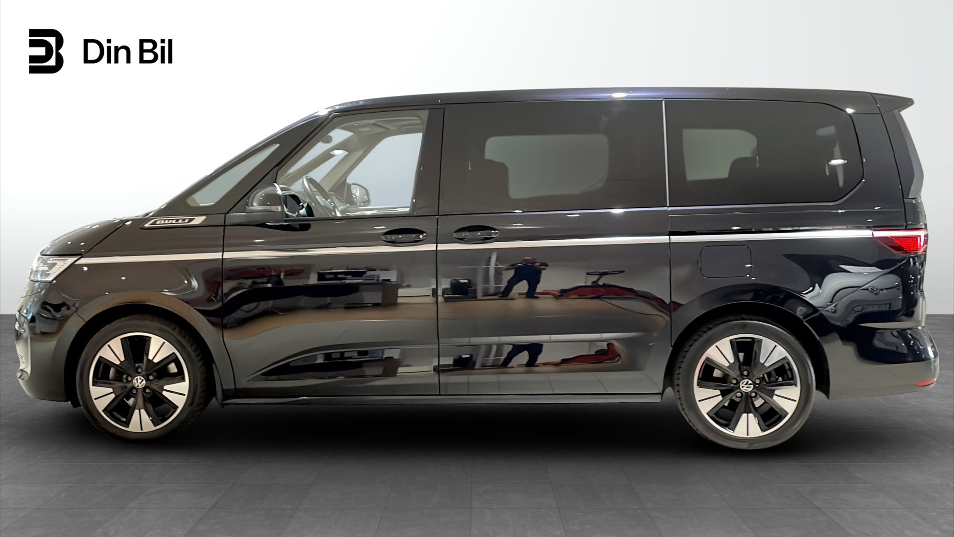 Volkswagen T7 Multivan GKG30K