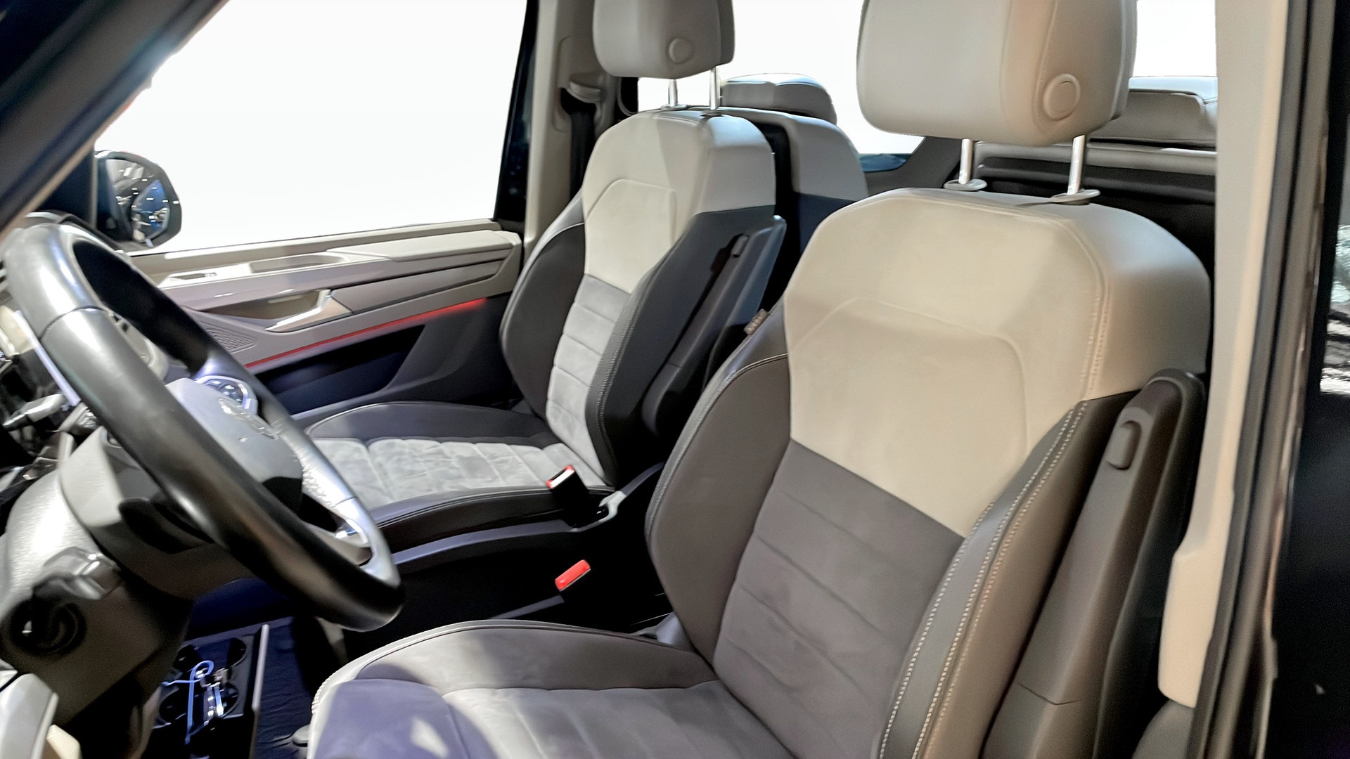 Volkswagen T7 Multivan GKG30K