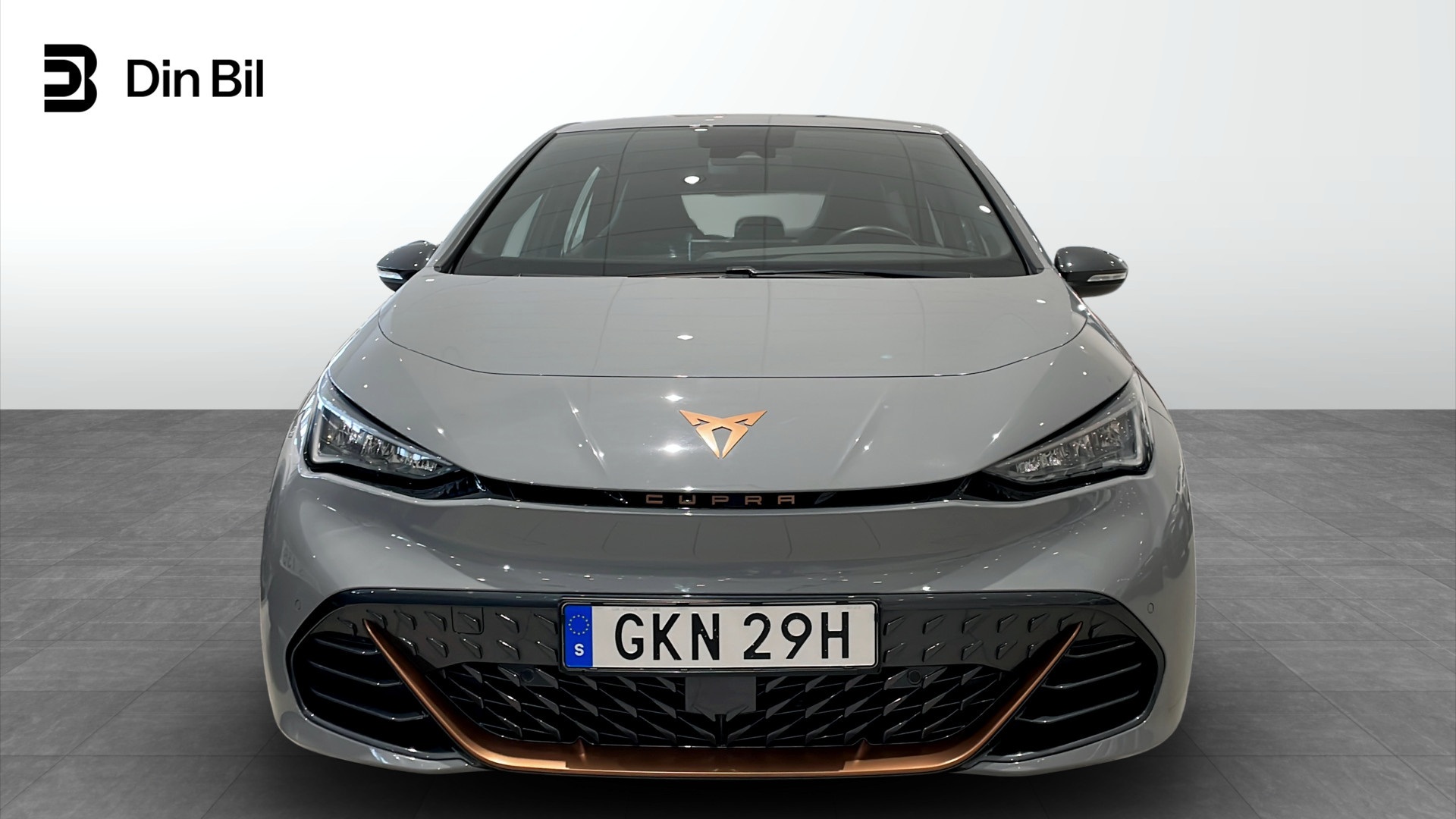 CUPRA Born GKN29H