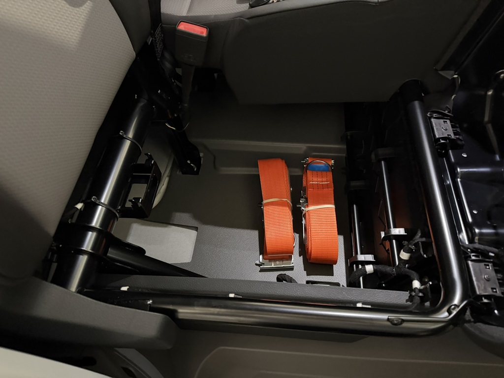 Volkswagen Crafter Skåp kort hjulbas GMG30T