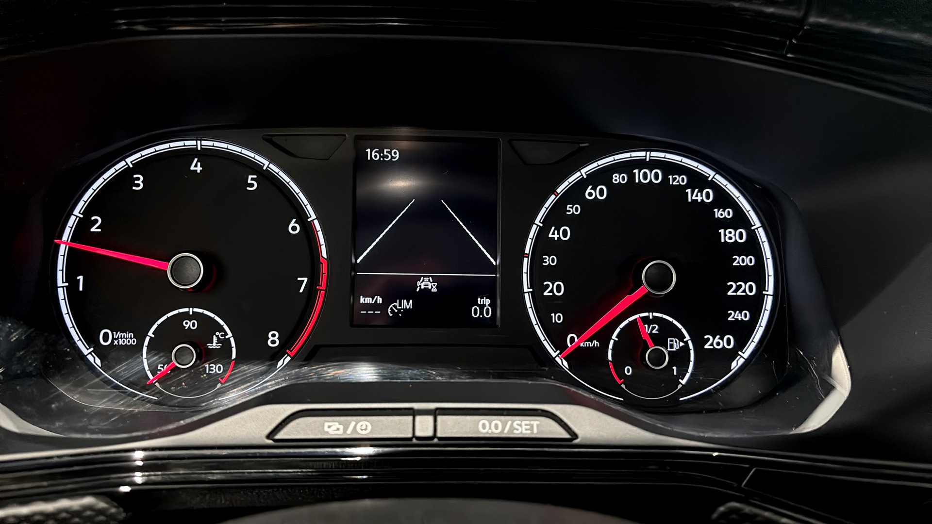 Volkswagen T-Cross GMM66C