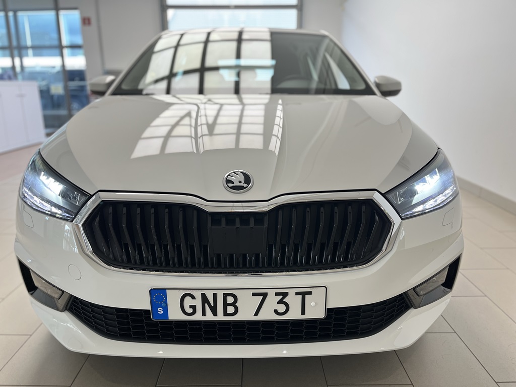Skoda Fabia GNB73T