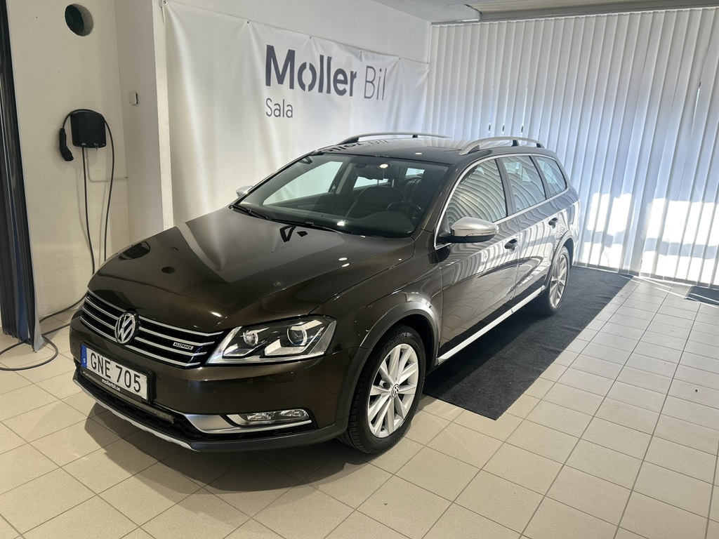 Volkswagen Passat GNE705