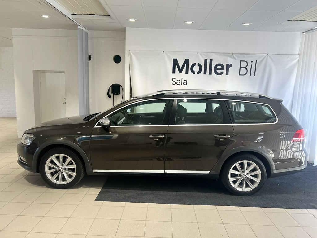 Volkswagen Passat GNE705