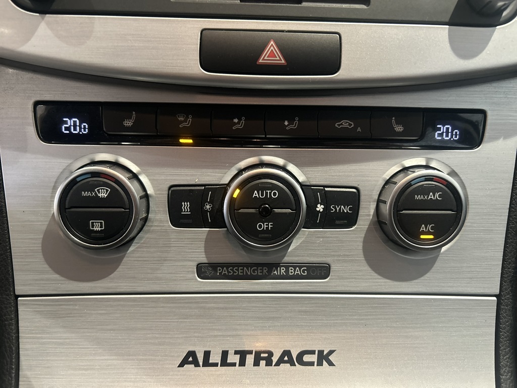 Volkswagen Passat GNE705