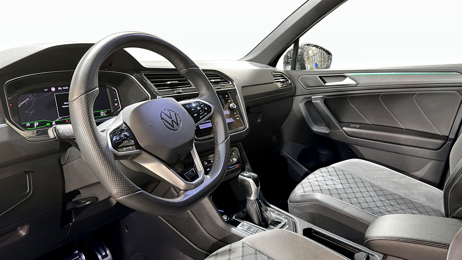 Volkswagen Tiguan GNF90H