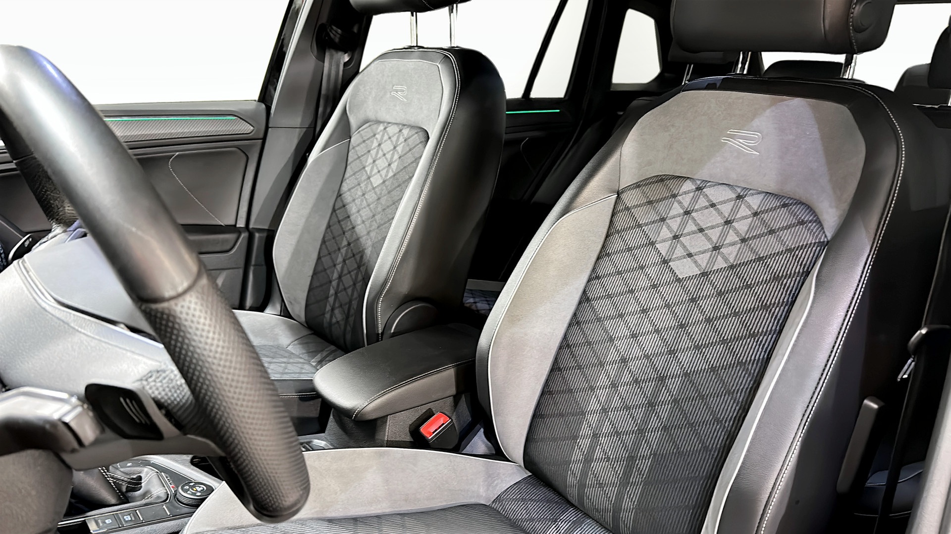 Volkswagen Tiguan GNF90H