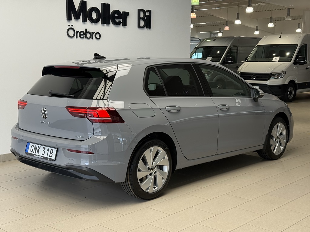 Volkswagen Golf GNK31B