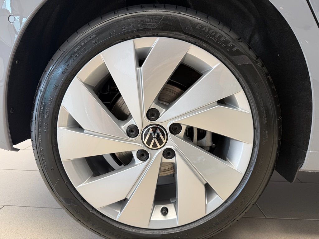 Volkswagen Golf GNK31B