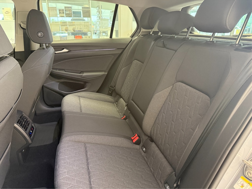Volkswagen Golf GNK31B