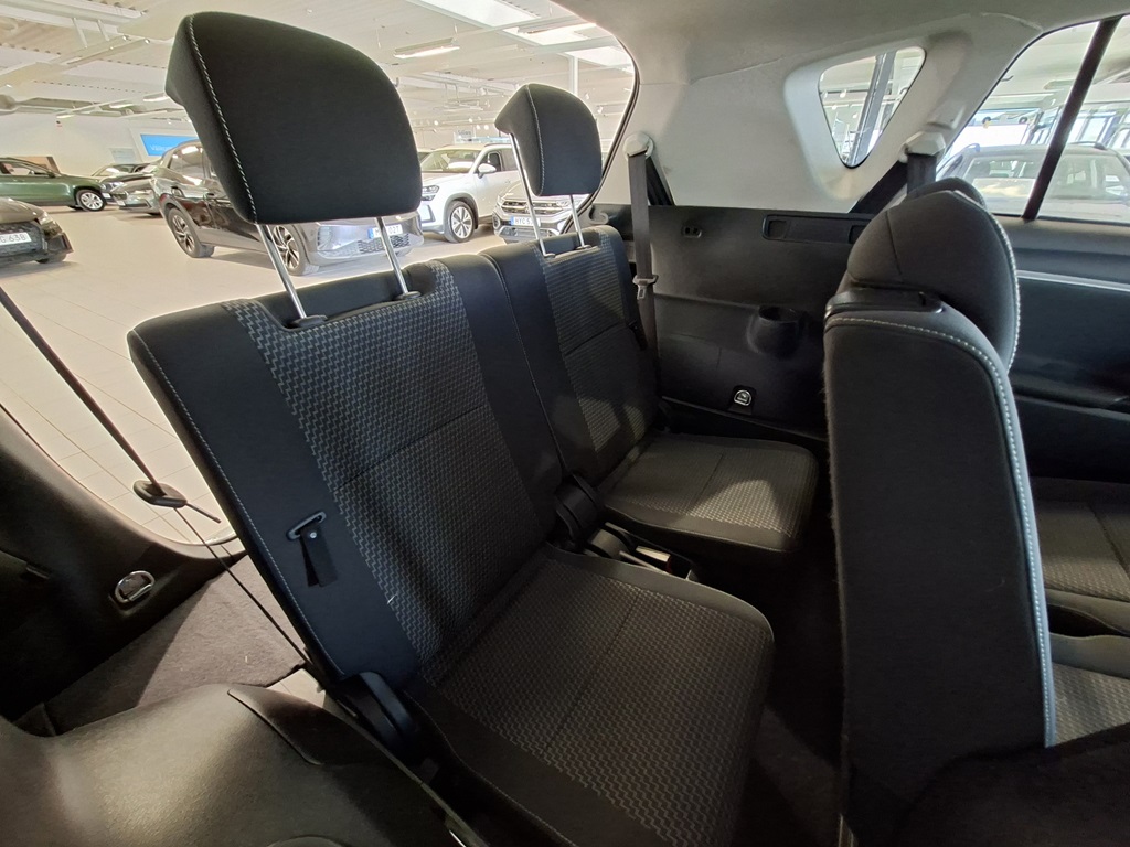 Toyota Verso GOR294
